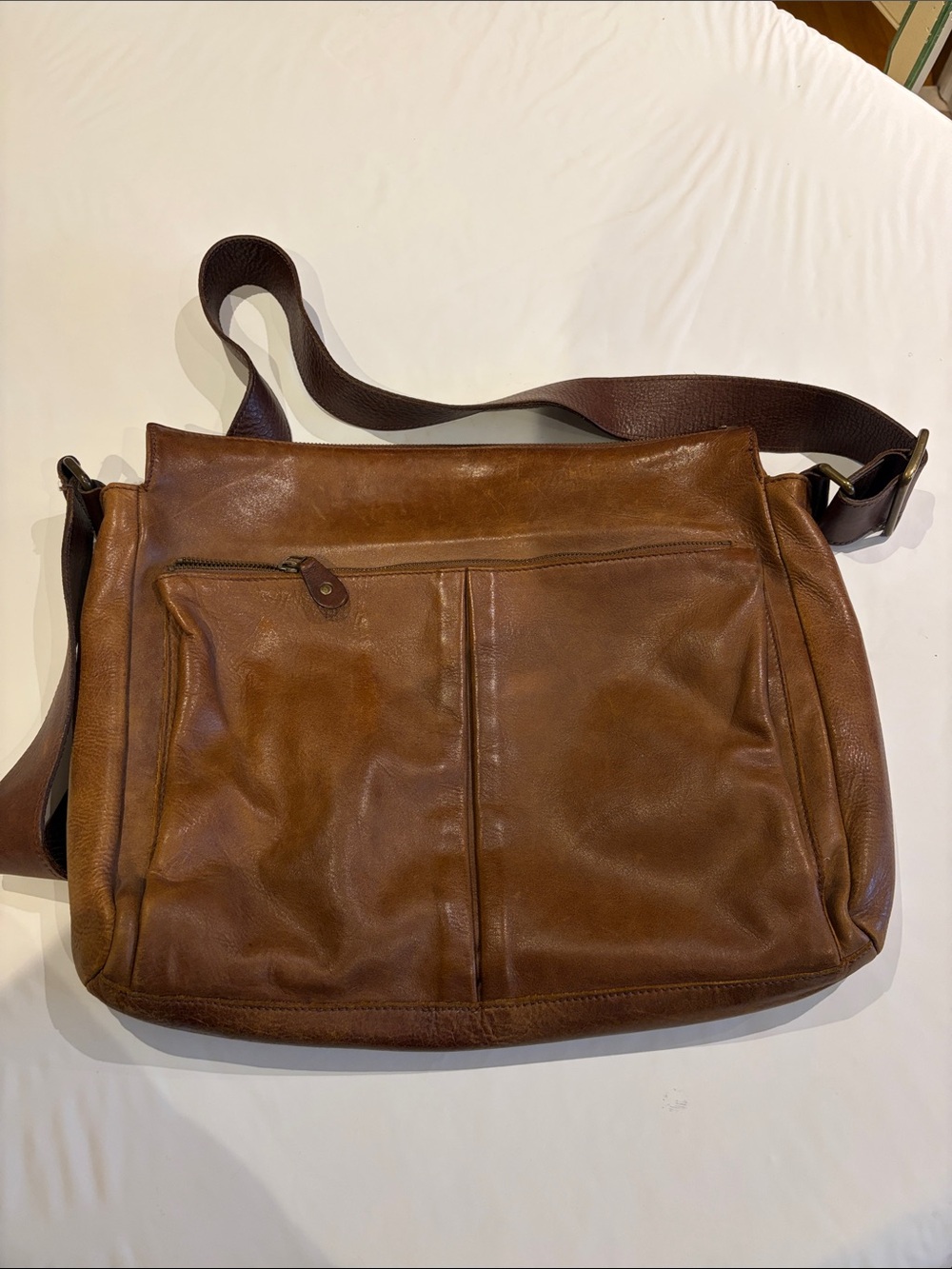 Roots Brown Leather Messenger Bag with Adjustable Strap